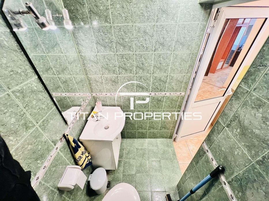 Дава се под наем Едностаен апартамент в Бургас, Лазур - 27 кв.м за 255 € - Снимка #4