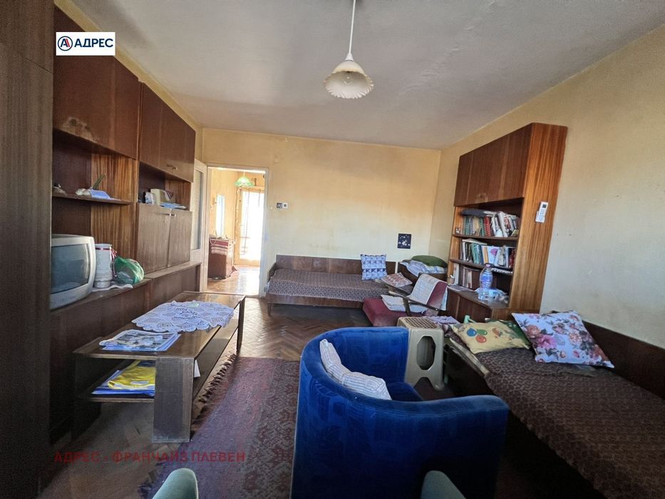 Продава се Двустаен апартамент в Ловеч, Център - 58 кв.м за 630 €/кв.м - Снимка #1