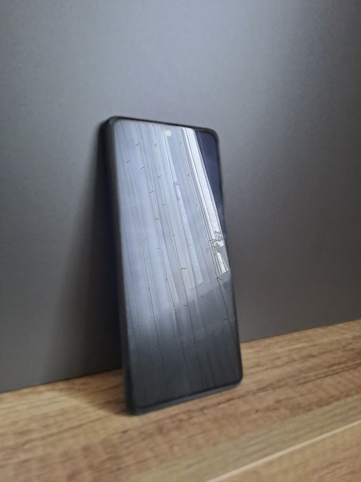 Продам SAMSUNG   A51