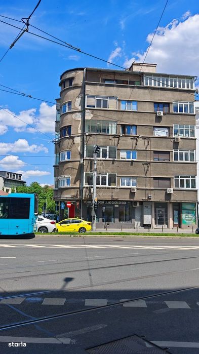 Vanzare apartament 3 camere, boxa, zona Stirbei Voda-Calea Plevnei-Cis