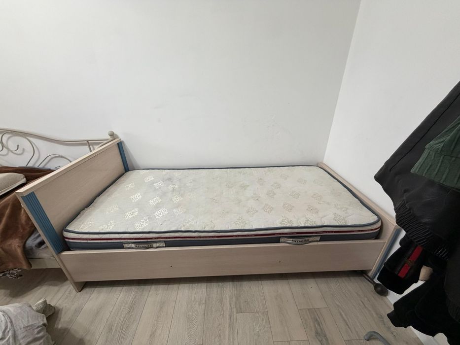 Полуторка кровать