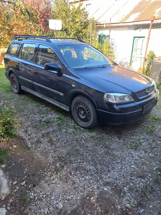 Dezmembrez opel astra g