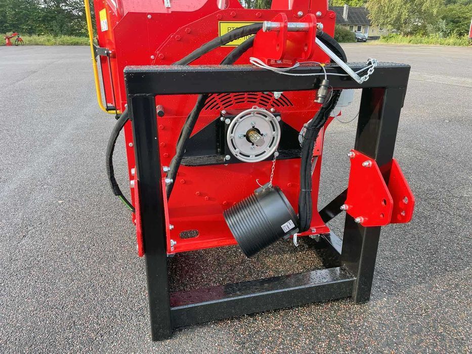 tocator lemn la tractor pc 2000