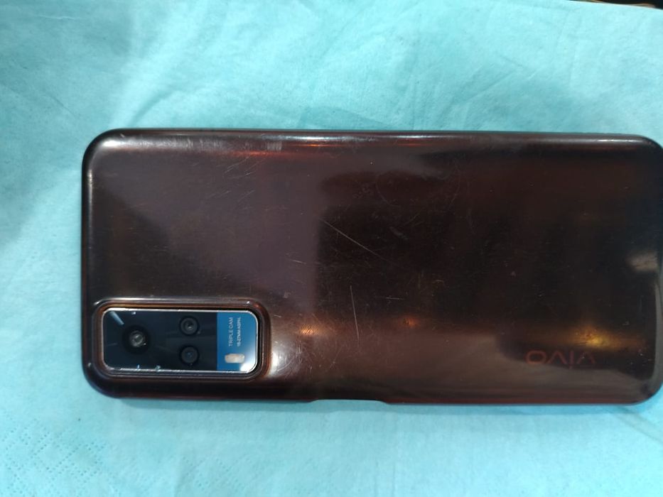 Продам телефон Vivo Y31