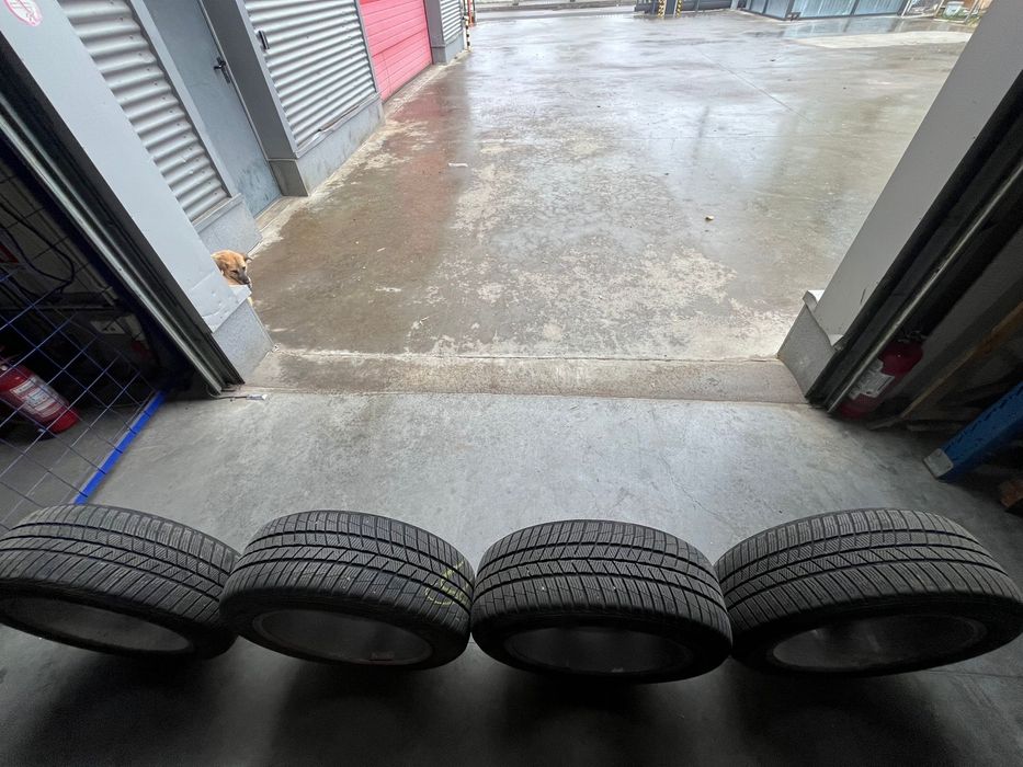 Vând set de roți( jante pe 17+anvelope de iarna)