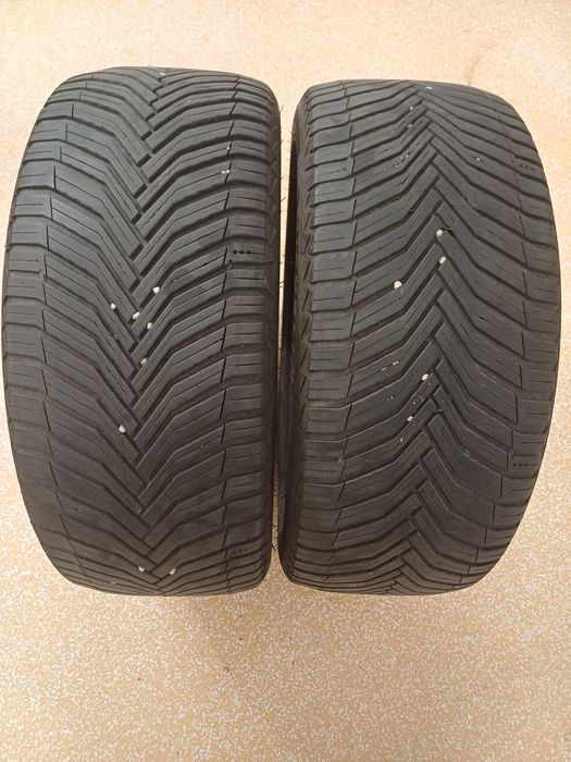 Vând anvelope 245/40/19
