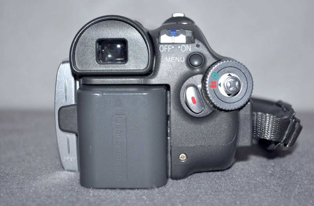 camera cu casete minidv panasonic