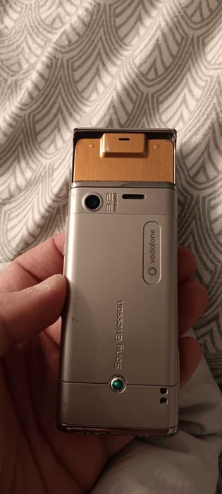 Sony Ericsson - телефон