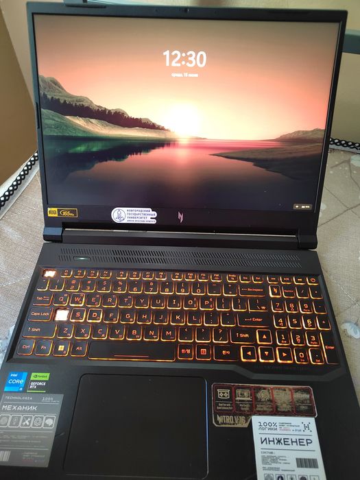Acer nitro v16 anv1671