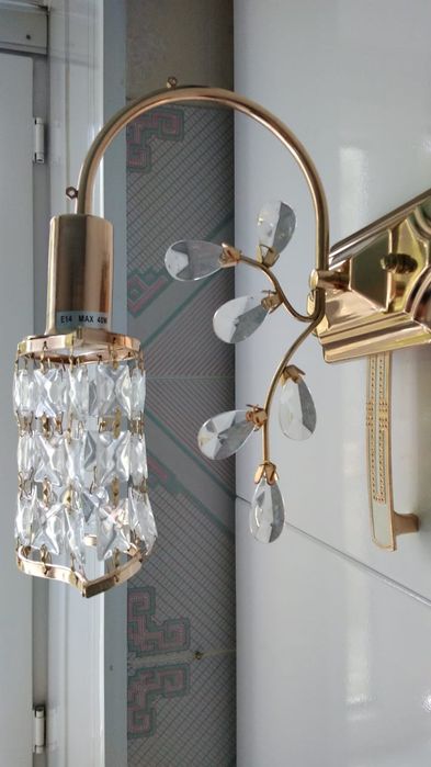 Расспродажа -50% на новые столы и люстры и бра