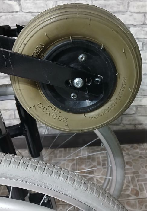 Покрышка камера колесо 200/50 на инвалидную коляску отличного качества