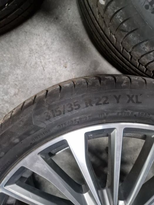 Джанти с гуми BMW X7 22 цола