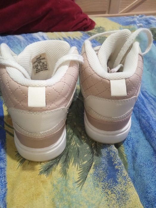 Adidași ghete Zara 34 fata