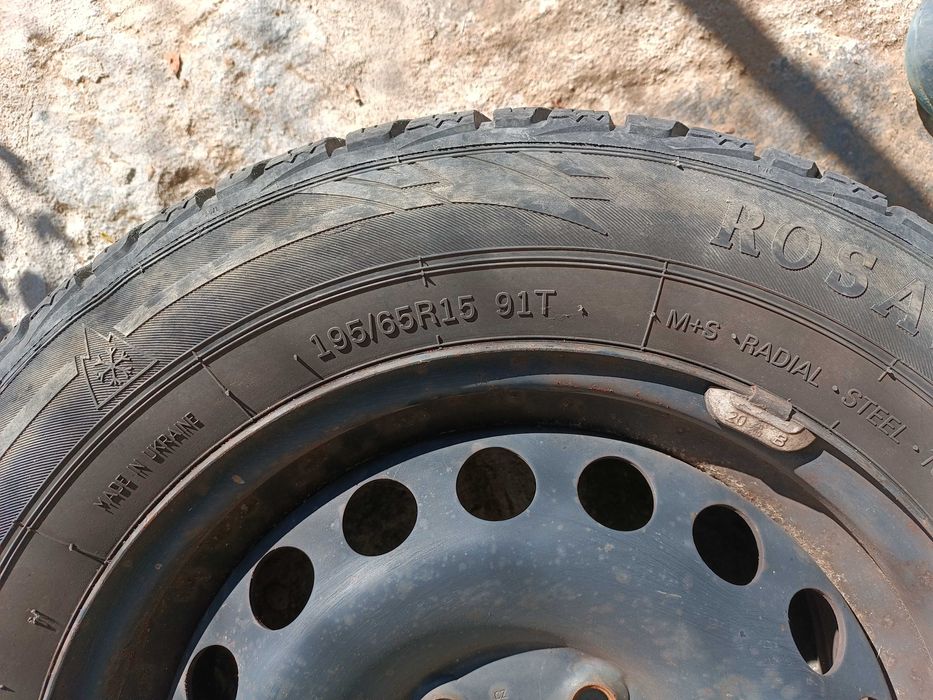Гуми с джанти 195 65 15
