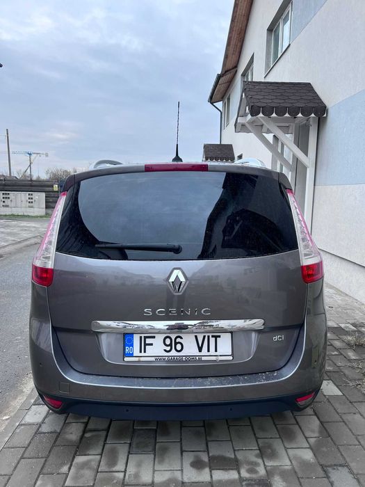 Renault Scenic  2.0 dci 150 cp automat - 5 locuri!