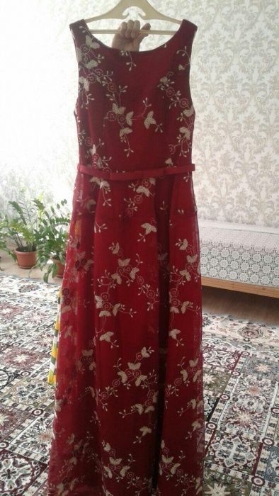 Вечернее платье.