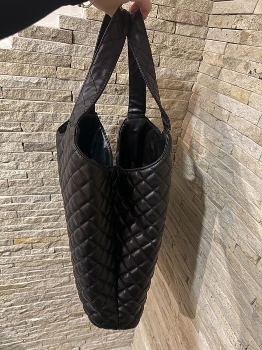 Geanta Yves Saint Laurent