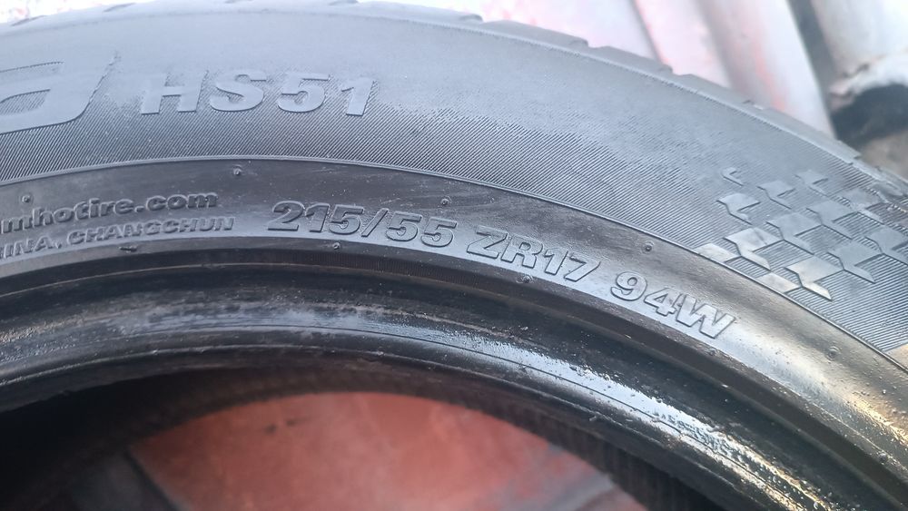 215/55/17 Kumho .