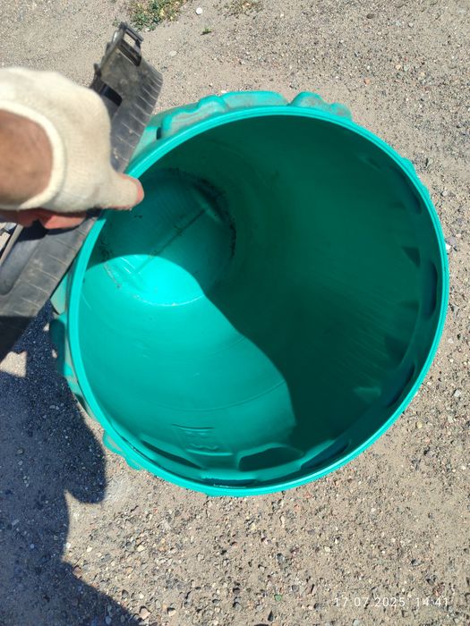 Бочка пластиковая 135 литров