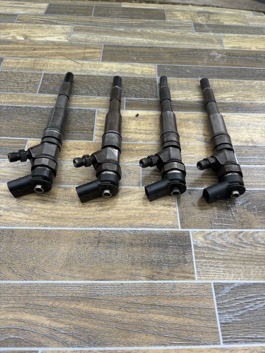 Injectoare bmw e46 320d 150 cp