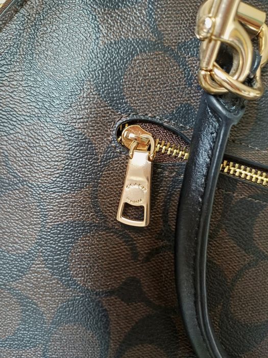 Чанта Coach естествена кожа