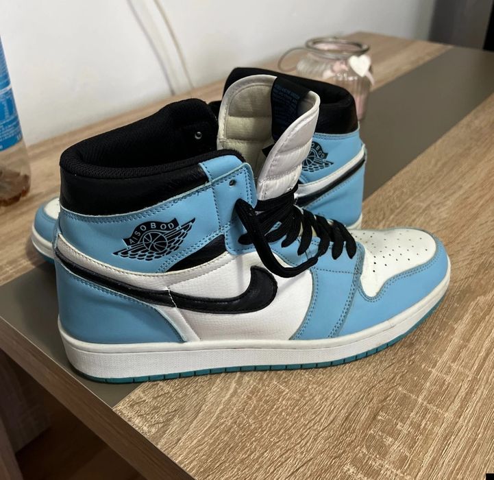 Nike Jordan mărimea 42