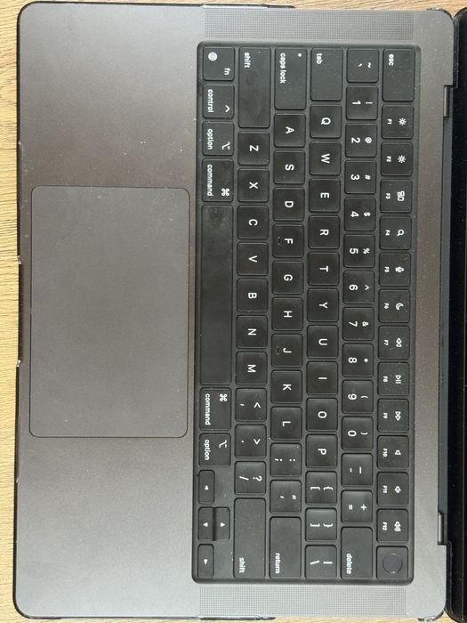 MacBook Pro 14/ M4