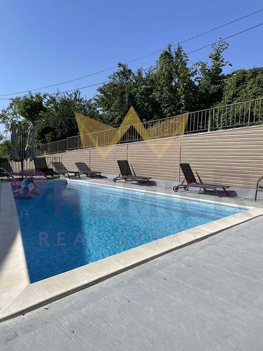 Дава се под наем Тристаен апартамент в Варна, Бриз - 70 кв.м за 816 € - Снимка #8