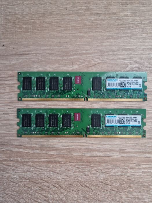 KIT Gigabyte GA-EP31-DS3L + Core 2 Duo E7300 + 4GB RAM DDR2 1066MHz