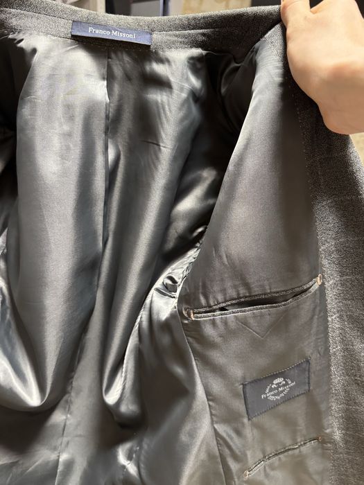 Продам Костюм тройка