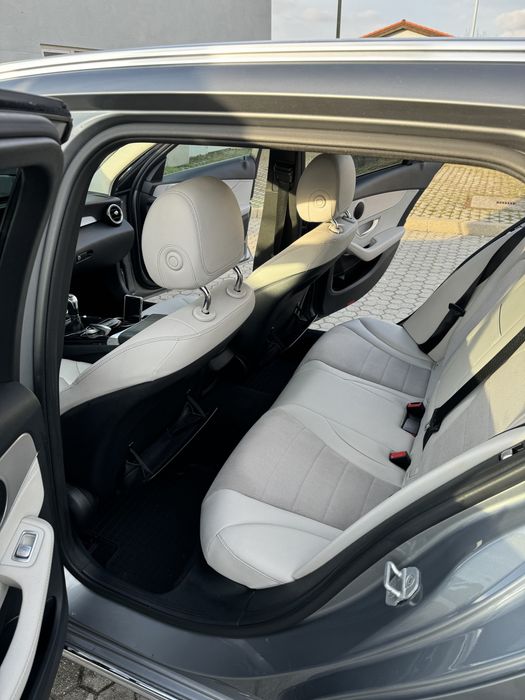 Mercedes Benz C180 CGI