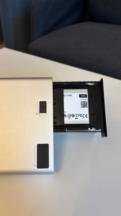 Ubiquiti UniFi Cloud Key G2 Plus