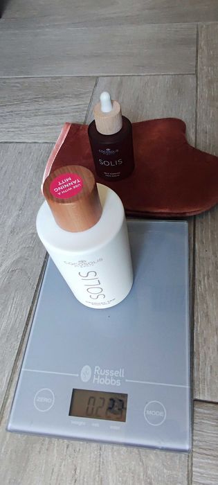 Ser de fata autobronzant cu acid hialuronic manusa si Laptele de corp SOLIS