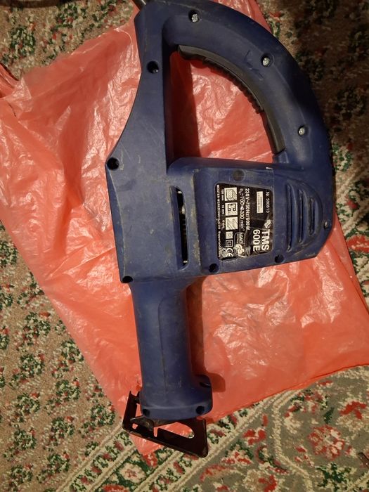 Fierastrau electric ,puternic cu sabie noua -Bosch,