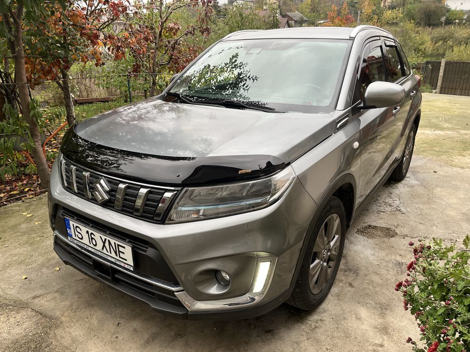 Suzuki Vitara 2021 hibrid, 14.979 € — imagine 1