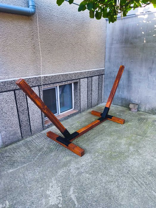 Стойка и хамак за градината