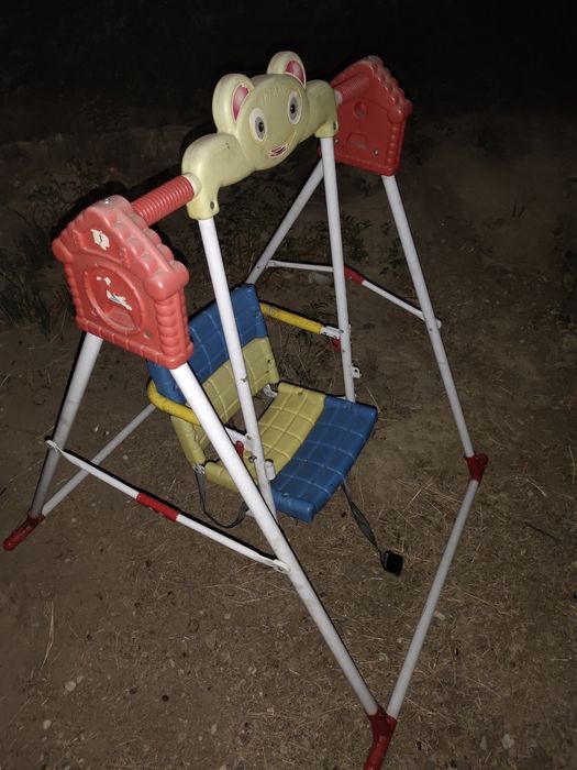 Продам детскую качелю