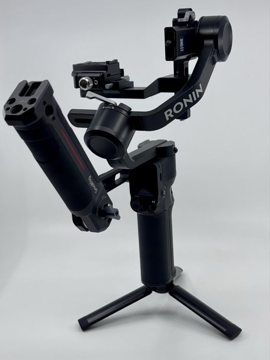 Stabilizator/Gimbal DJI RS3 Mini + SmallRig Handle | Stare impecabila