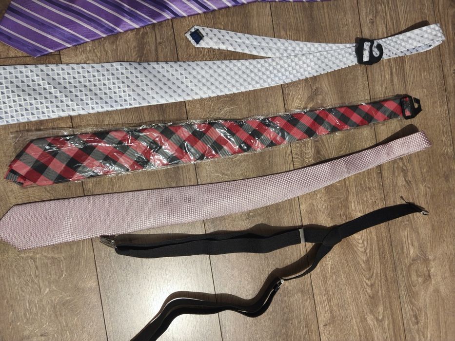 Галстуки новые разных цветов