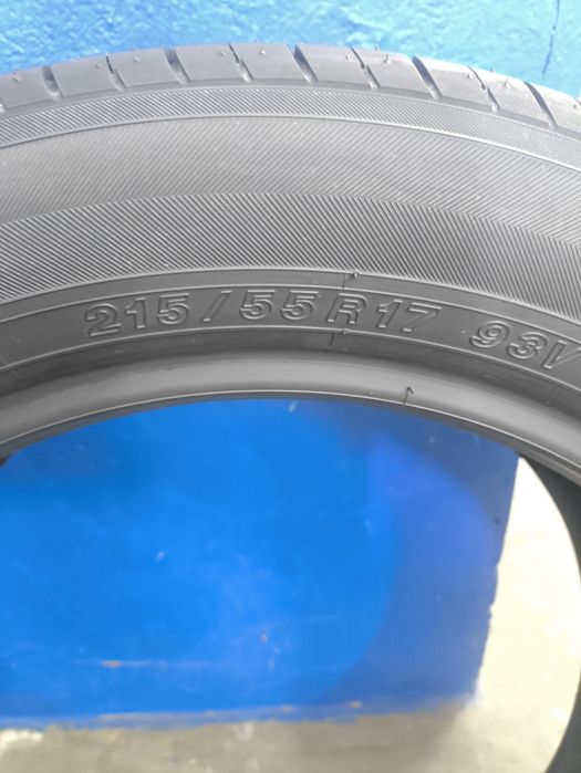 Шины 215/55/17 новые