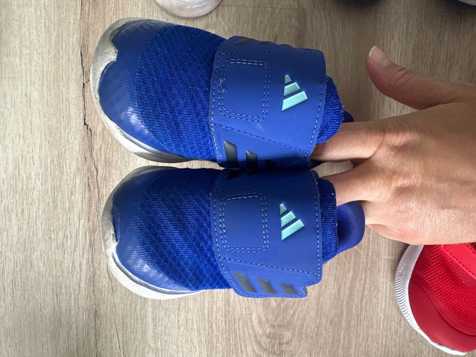 маратонки Adiddas/Nike/21/22 номер