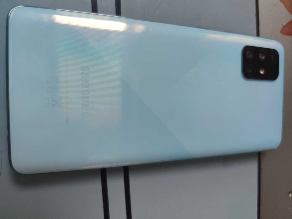 Смартфон Samsung Galaxy A71
