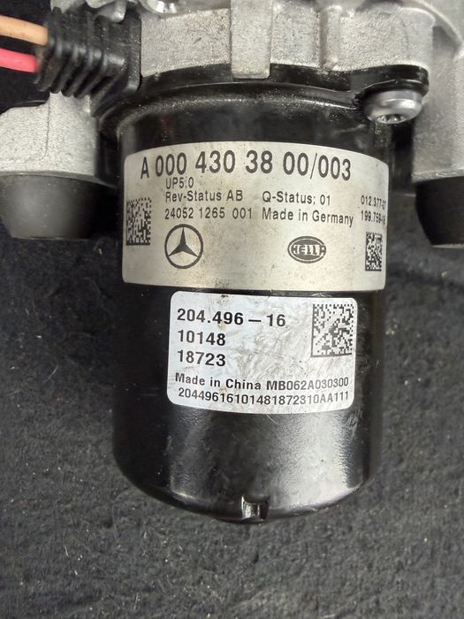 вакум помпа Mercedes-Benz