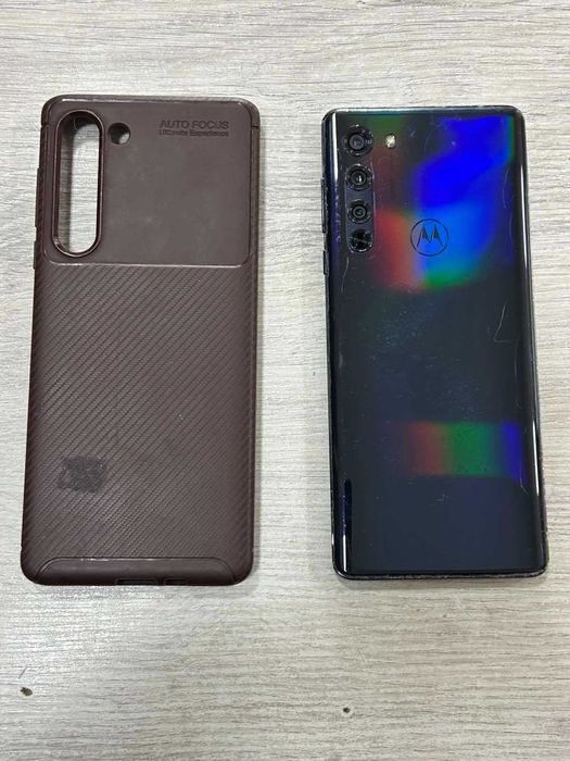 Motorola Edge 2020 128 GB  6 GB RAM Dual SIM 5G