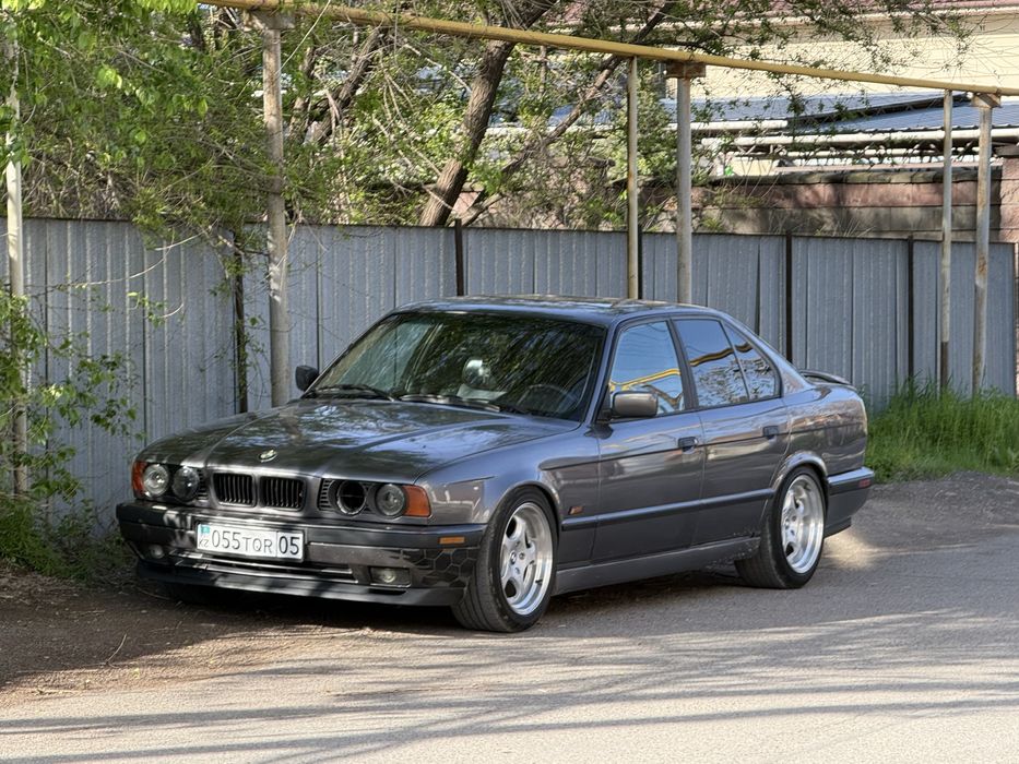 Диски новые с резиной на Бмв