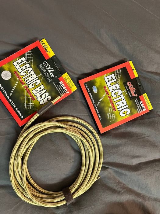 Набор, басс гитара, комбик