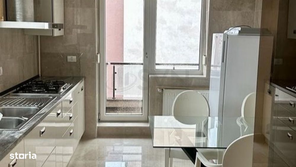 Apartament 3 camere 140mp  Loc de parcare inclus