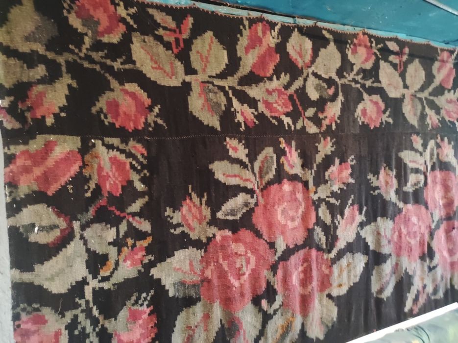 Антикварный ковер ручной работы