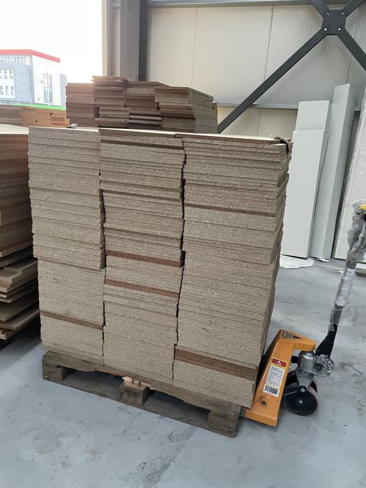 Polite pal pretaiat pentru rafturi depozit 66.5 x 43  sau 50 cm