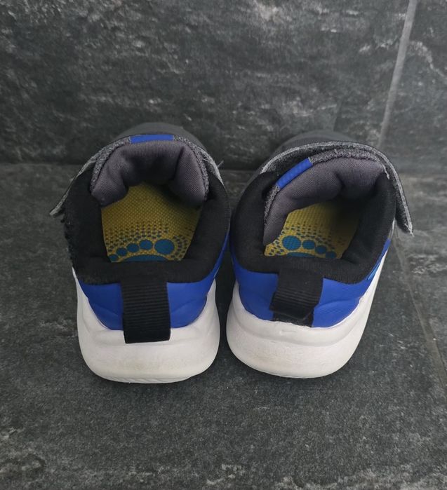 Детски маратонки Nike – сиви с лепенки